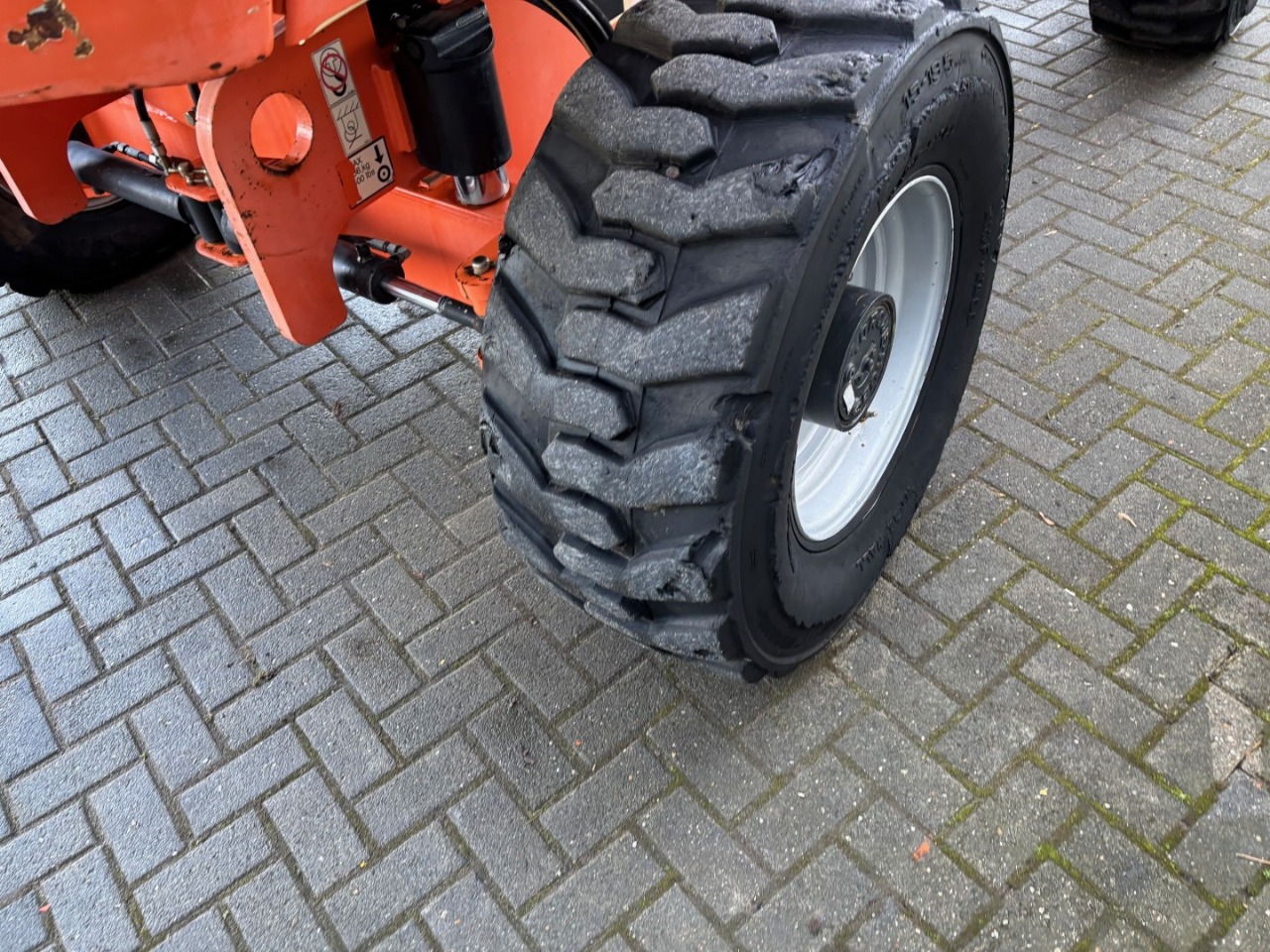 Sold - Telescopic Boom Lift - View 2